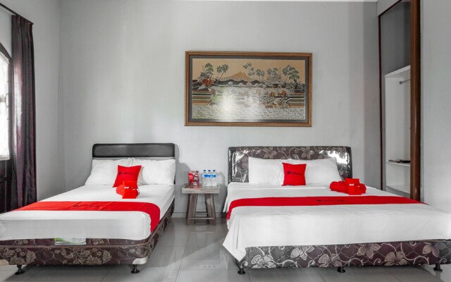 RedDoorz Syariah near RRI Malang