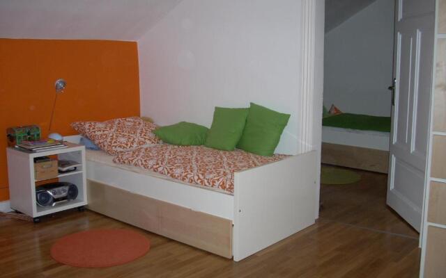 ZV2001 Private Apartments & Rooms Hannover City - room agency