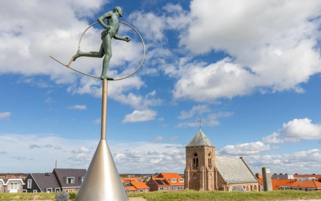 Wifi and Golden Beaches; Home