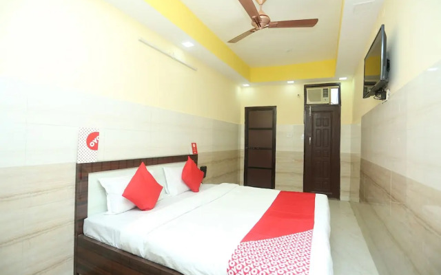 Santosh Residency by OYO Rooms