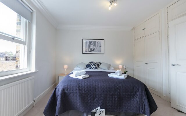 Urban Chic - Queens Gate