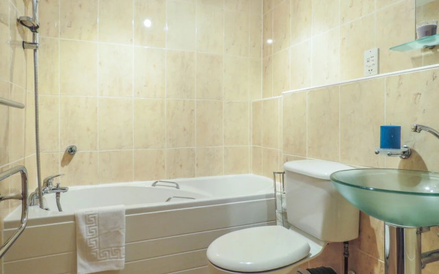 Tudors eSuites Birmingham Canalside Apartments