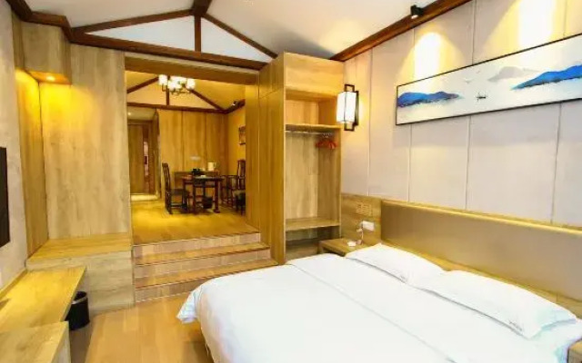 Jinhui Fashion Hotel