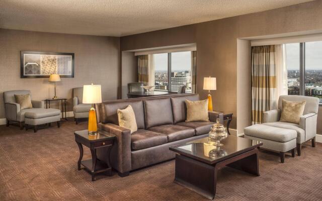 The Plaza Hotel Columbus at Capital Square