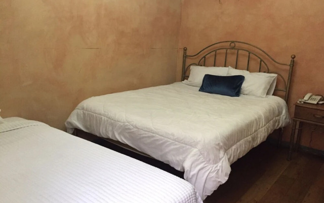 Hotel Inés María