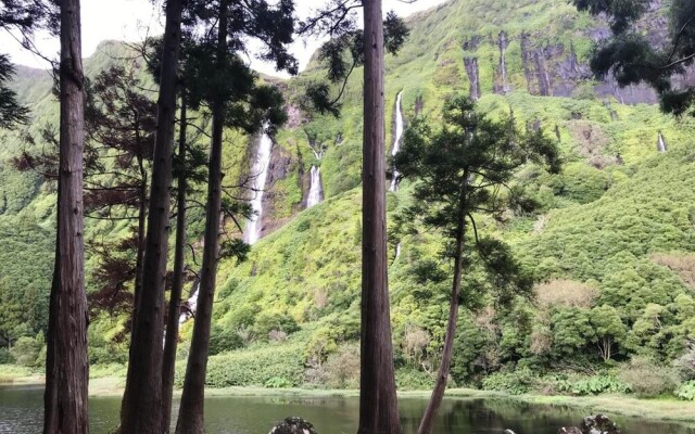 House with 2 Bedrooms in Caveira Das Flores Azores, with Enclosed Garden And Wifi - 7 Km From the Beach