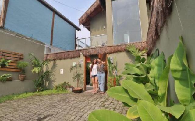 Ilha Tropical Suítes