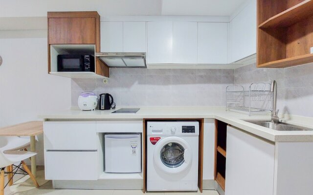 Homey And Cozy Stay 1Br Tamansari Bintaro Mansion Apartment