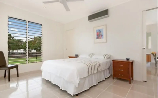 Argentea Beach House