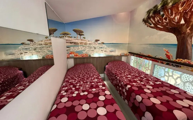 Birdcage Resort - Adult Only