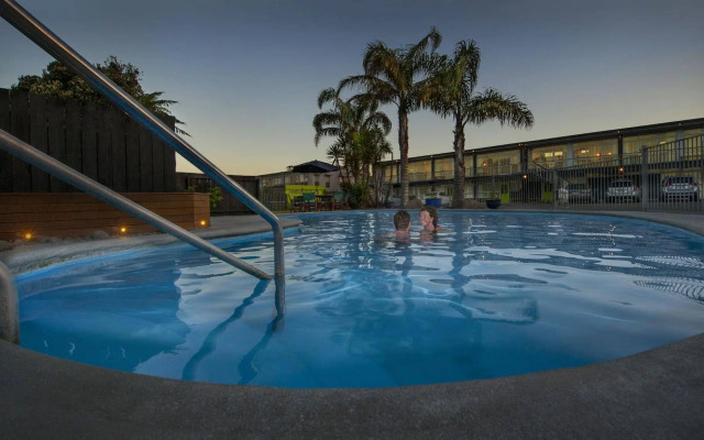Aura Accommodation