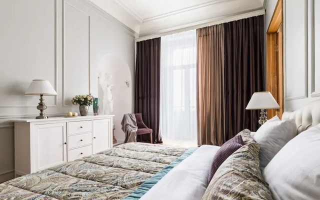 Арт-апартаменты на Казанской