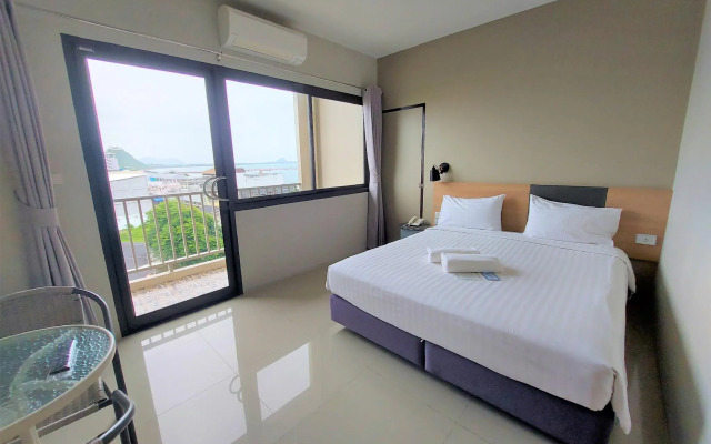 Prachuap Beach Hotel