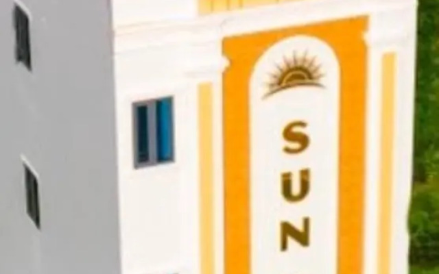 Sun Hotel