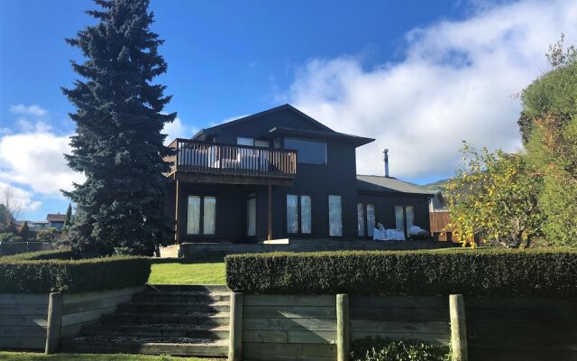 Kinloch Lakeview Lodge - Taupo