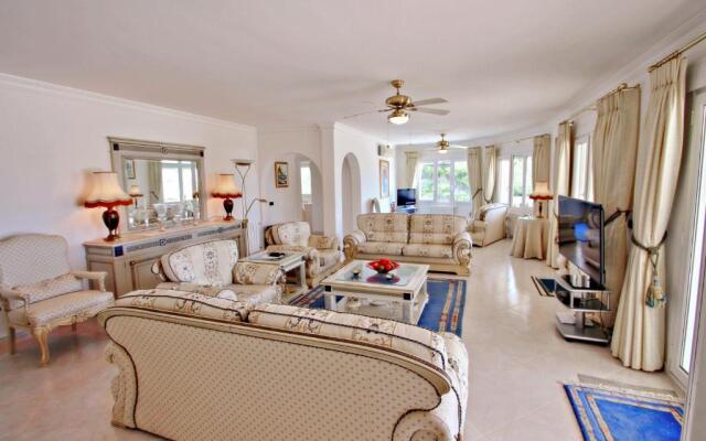El Sol - luxury villa with private pool in Benissa
