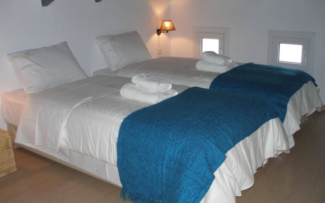 Apelon Tiritas Villas