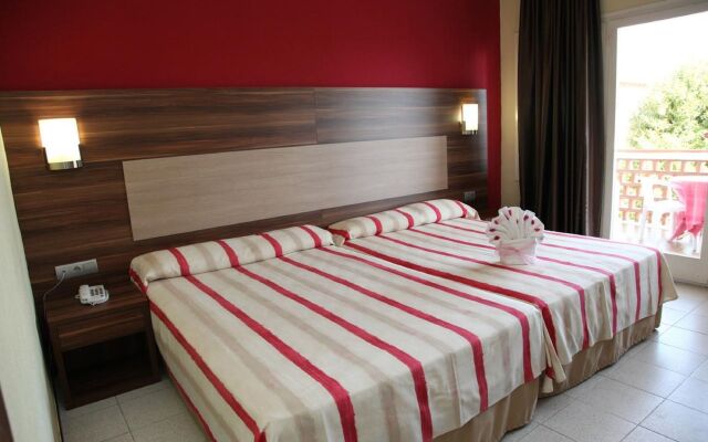 Hotel 4R Gran Europe