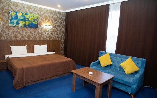 Caspian Buisness Hotel