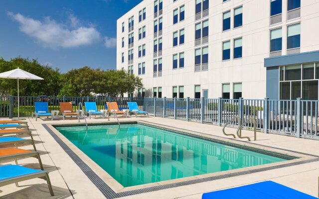 Aloft Frisco