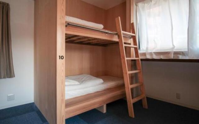Sen&Co Hostel