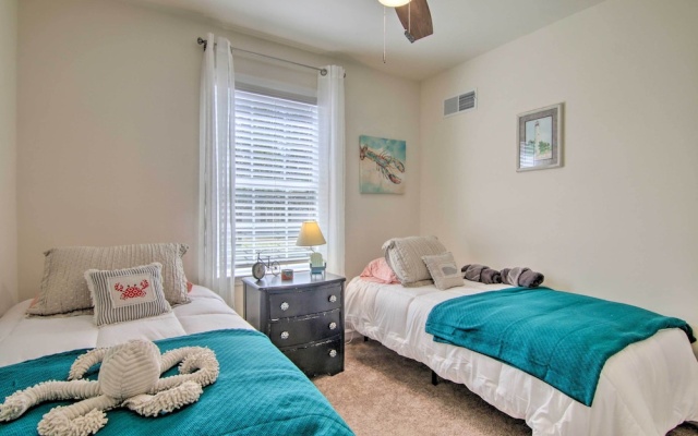 Ocean View Escape ~ 4 Miles to Bethany Beach!