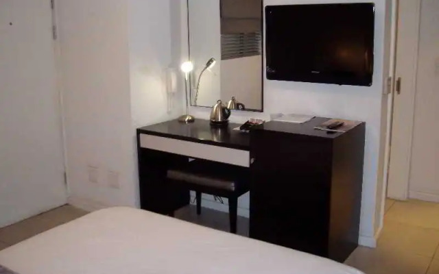 The Nicol Hotel