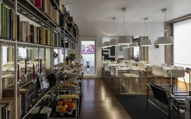 Olala Cosme Apartments
