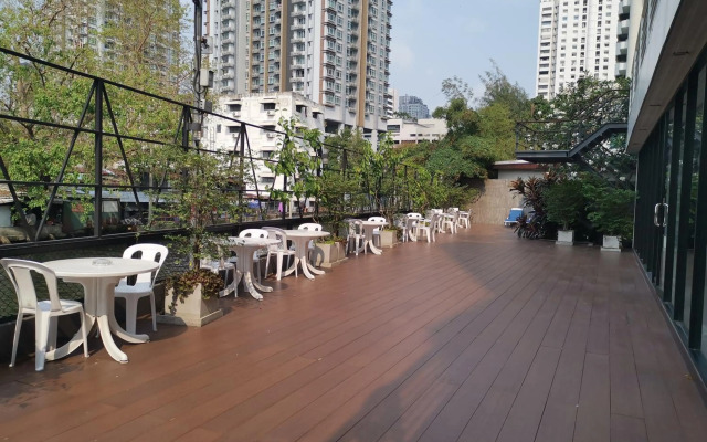 Anya Nana @ Sukhumvit