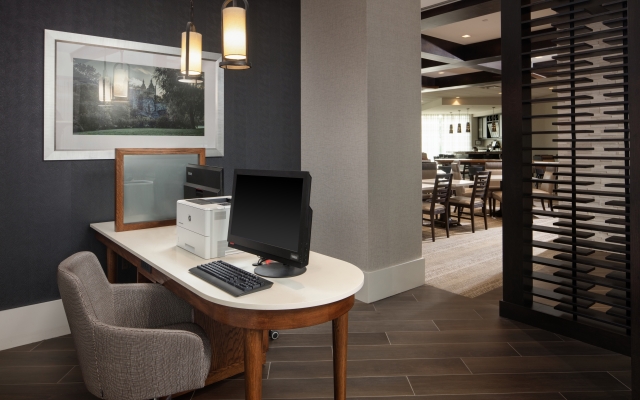 Homewood Suites by Hilton Teaneck Glenpointe