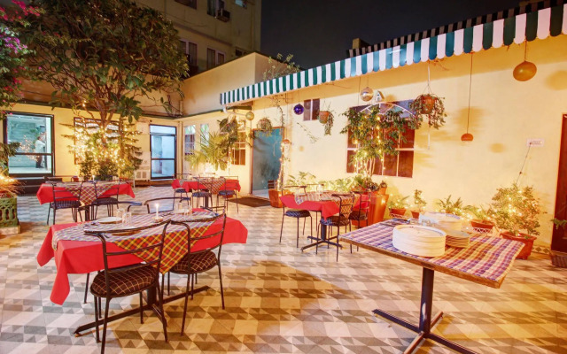 Hotel Jaisingh Palace