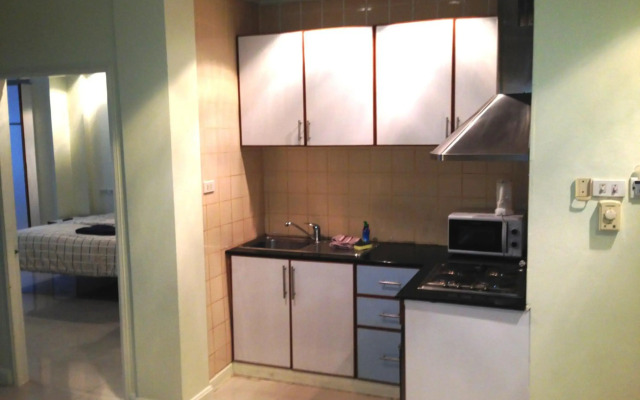 Argyle Apartments Pattaya
