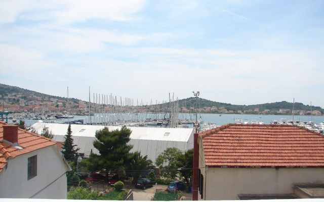 Port - Great Loaction and Free Parking - A1 Veliki