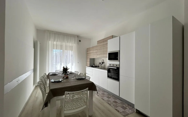 My50s in Monopoli With 4 Bedrooms and 2 Bathrooms