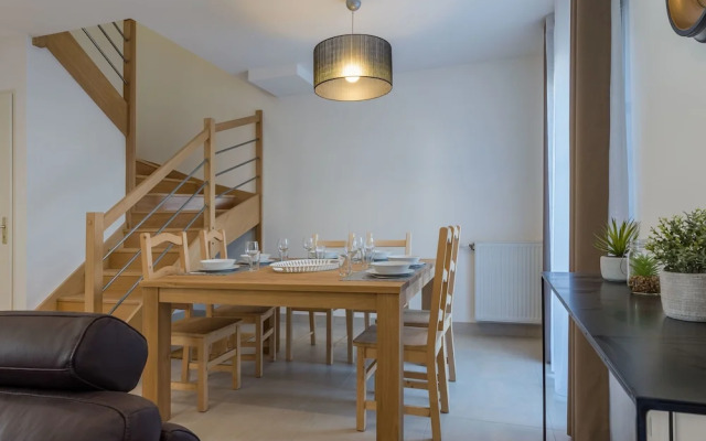 B&B House in Disneyland