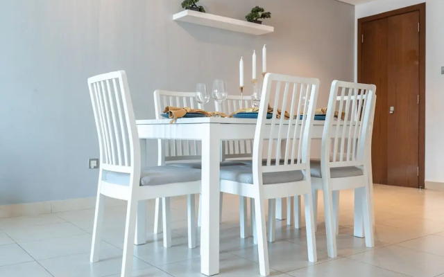 Vogue Blvd Walk near Burj Khalifa/ Dubai Mall