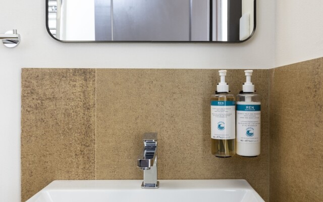 Numa Florence Felice