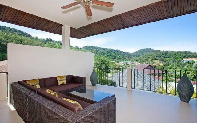 Villa Yok Kiao 6 Bed Staffed Property with Your Own Cook