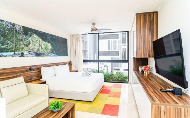 New Chic Studio Space with Jungle Roof Pool & Lounge
