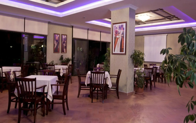 Green Garden Resort & Spa Hotel