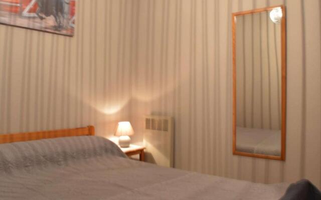 Appartement Le Grau-du-Roi, 2 pièces, 4 personnes - FR-1-250-146