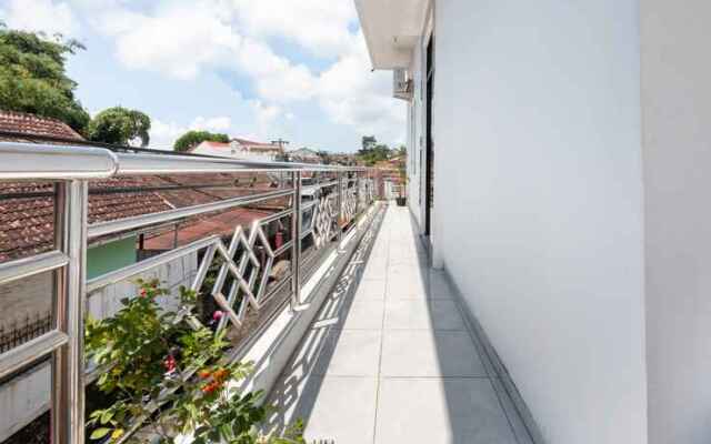 OYO 3245 Srikandi Family Residence