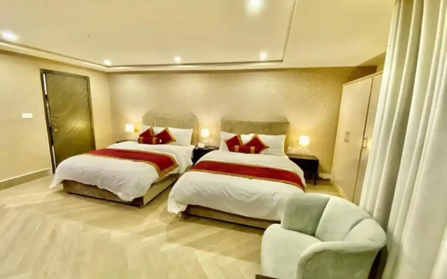 Shelton Hotel Mardan