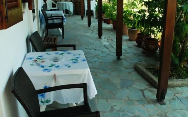 Angela Studios Paxos