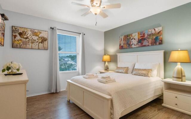 Crystal Cove by CozyKey Vacation Rentals
