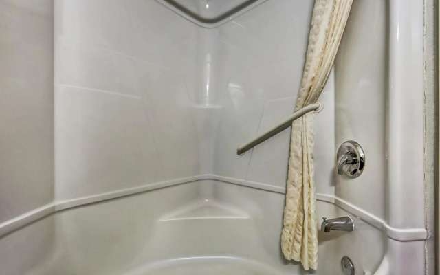 Motel 6 Roseburg, OR