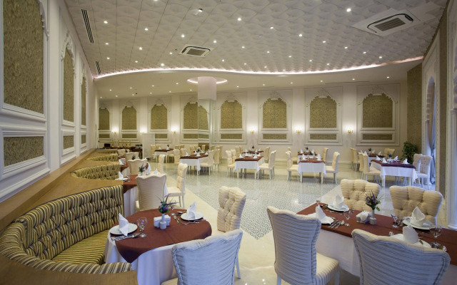 Water Side Resort & Spa