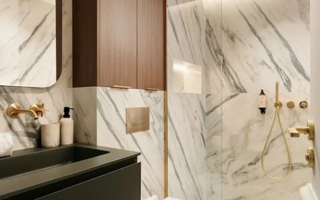 Leon Hotel-pigalle/suite-51