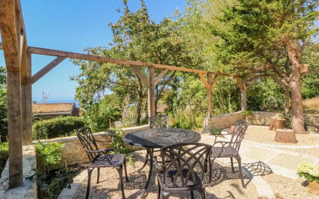 Mimosa Cottage, West Bexington