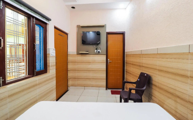 SPOT ON 85285 Shikhar Hotel